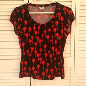 Red diamonds and black stretch shirt